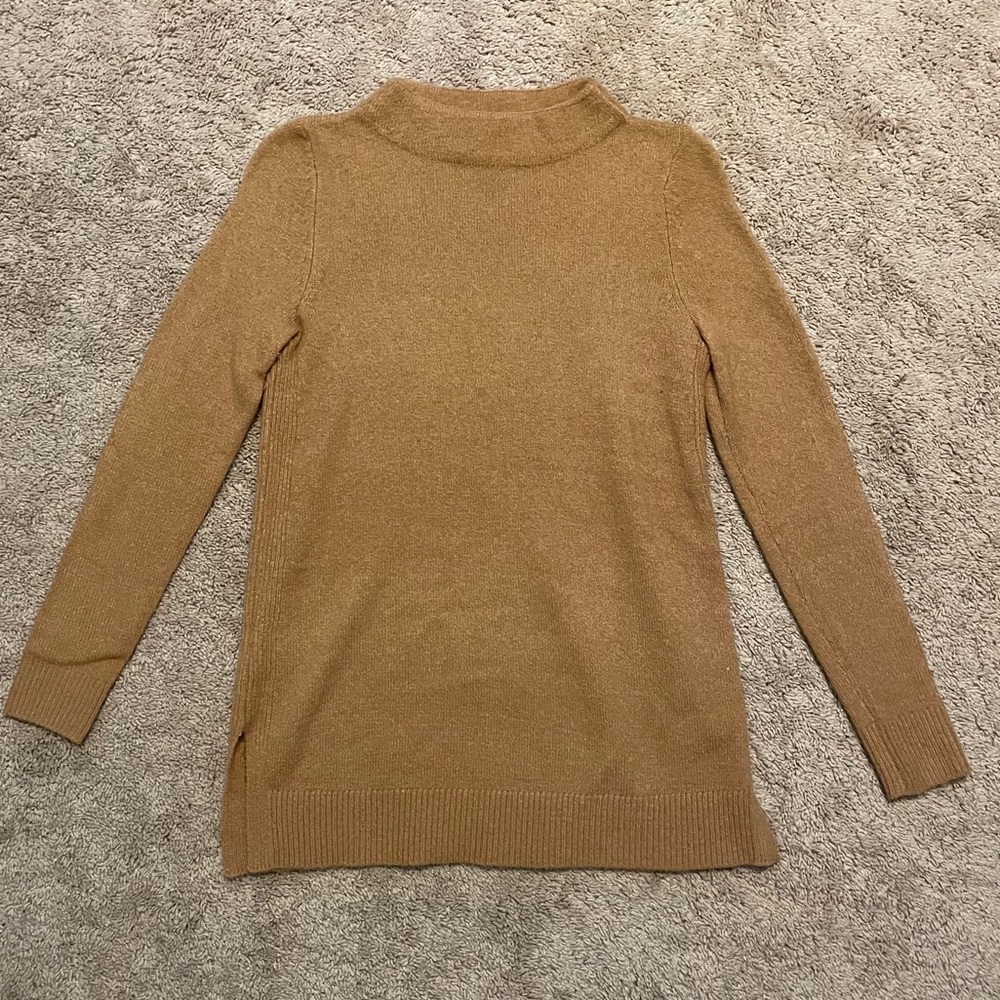 Women’s LOFT Sweater